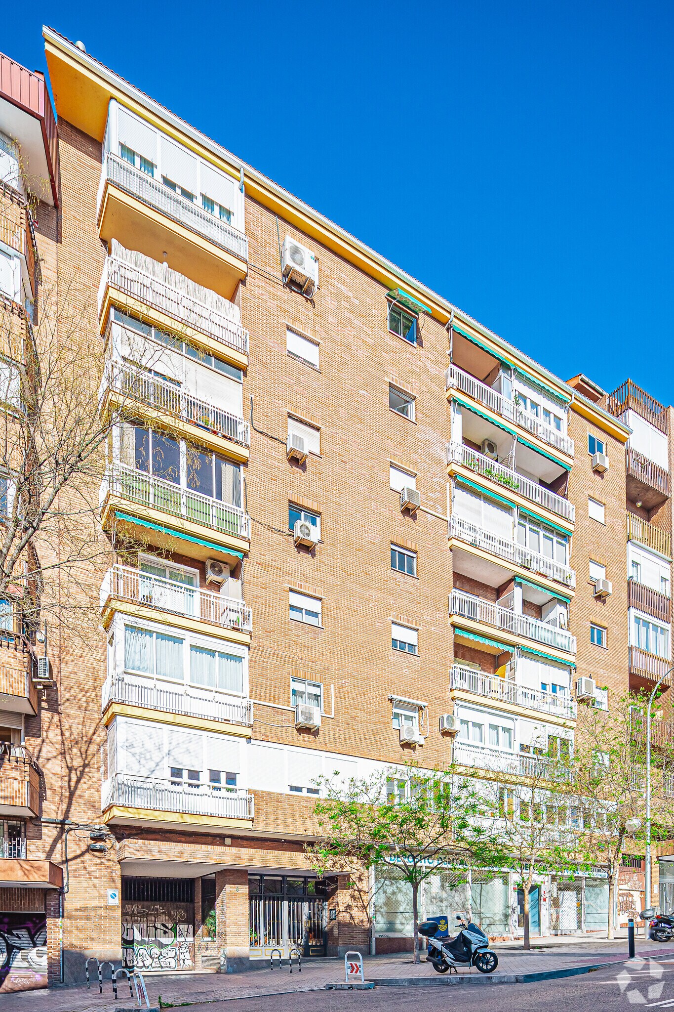 Paseo De Los Olmos, Madrid, Madrid à louer Photo principale– Image 1 sur 2
