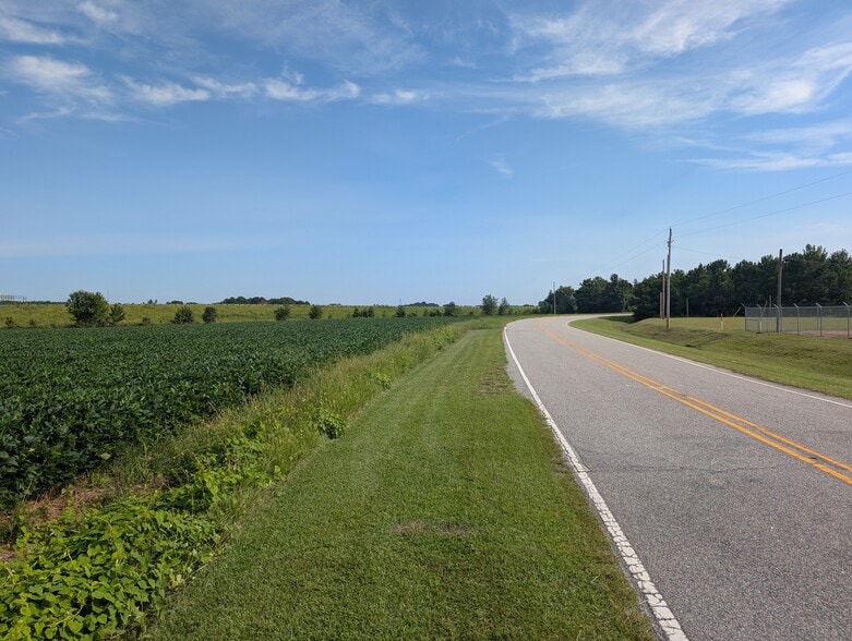 Dallas Rd, Lumberton, NC à vendre - Photo principale – Image 1 sur 5