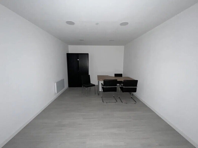 Industriel/Logistique dans Cormontreuil à louer - Photo intérieure – Image 3 sur 5