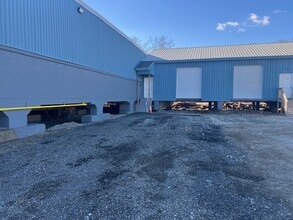 1 Bligh St, Ayer, MA à louer Photo de l’immeuble– Image 2 sur 15