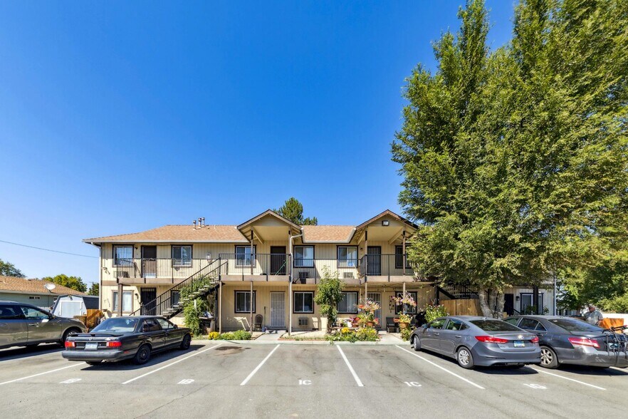 3 Multifamily Complexes Portfolio portefeuille de 3 biens à vendre sur LoopNet.fr - Photo de l’immeuble – Image 2 sur 57