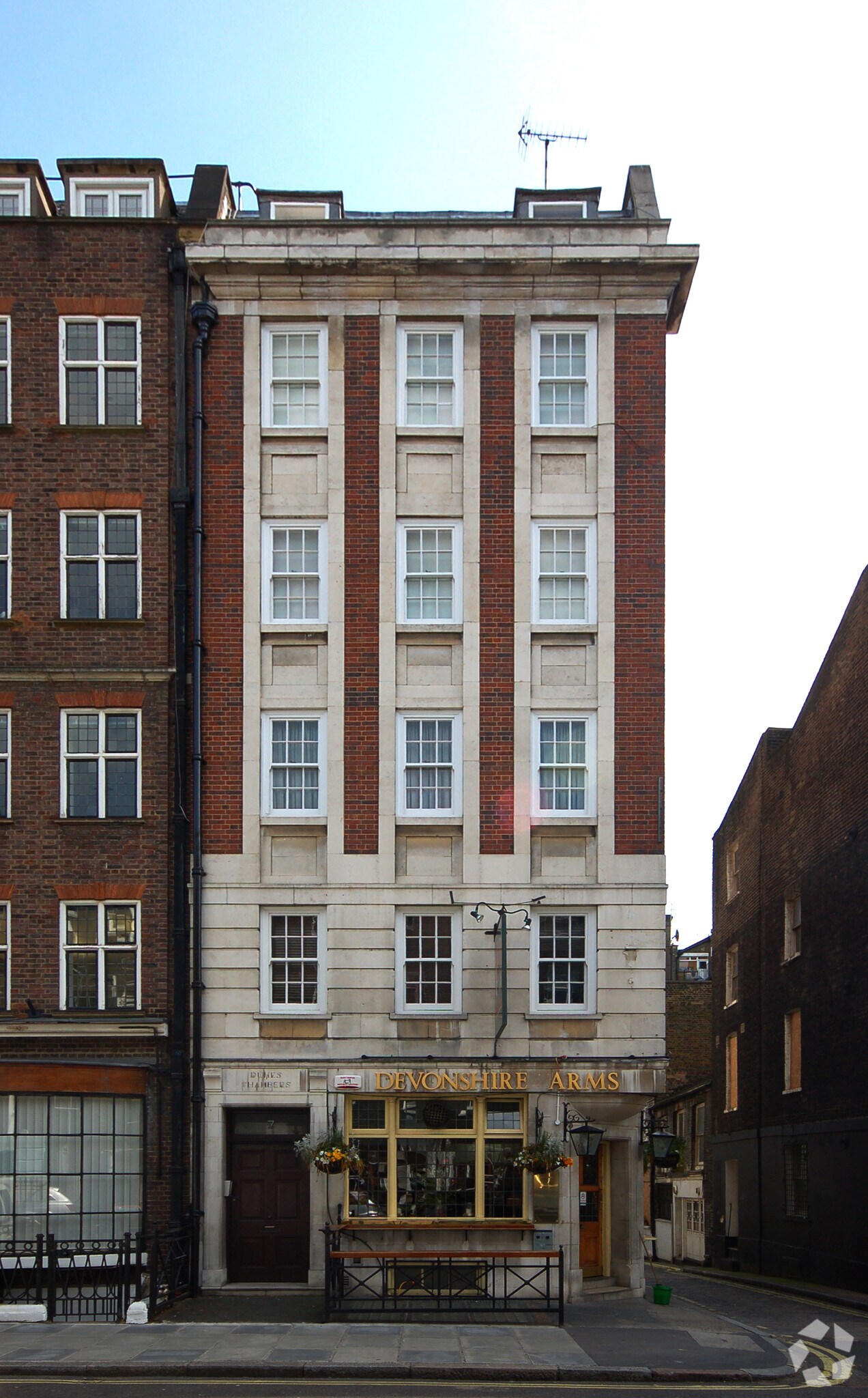 7 Duke St, Londres à louer Photo principale– Image 1 sur 3