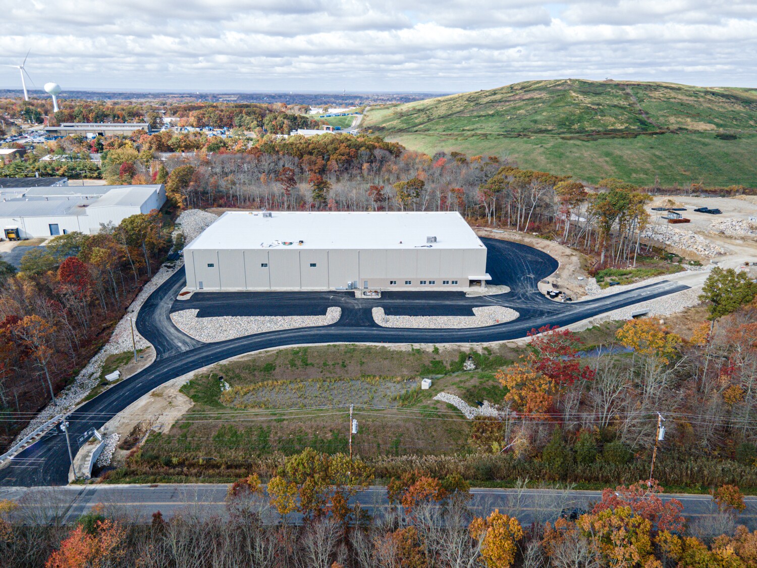 1500 Riggenbach Rd., Fall River, MA à louer Photo de l’immeuble– Image 1 sur 18