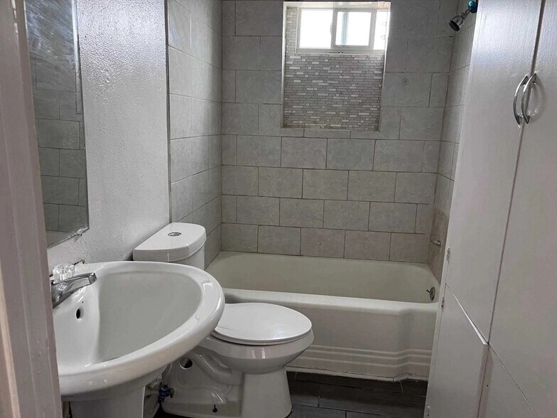101 N Main St, Del Rio, TX à vendre - Photo intérieure – Image 3 sur 9