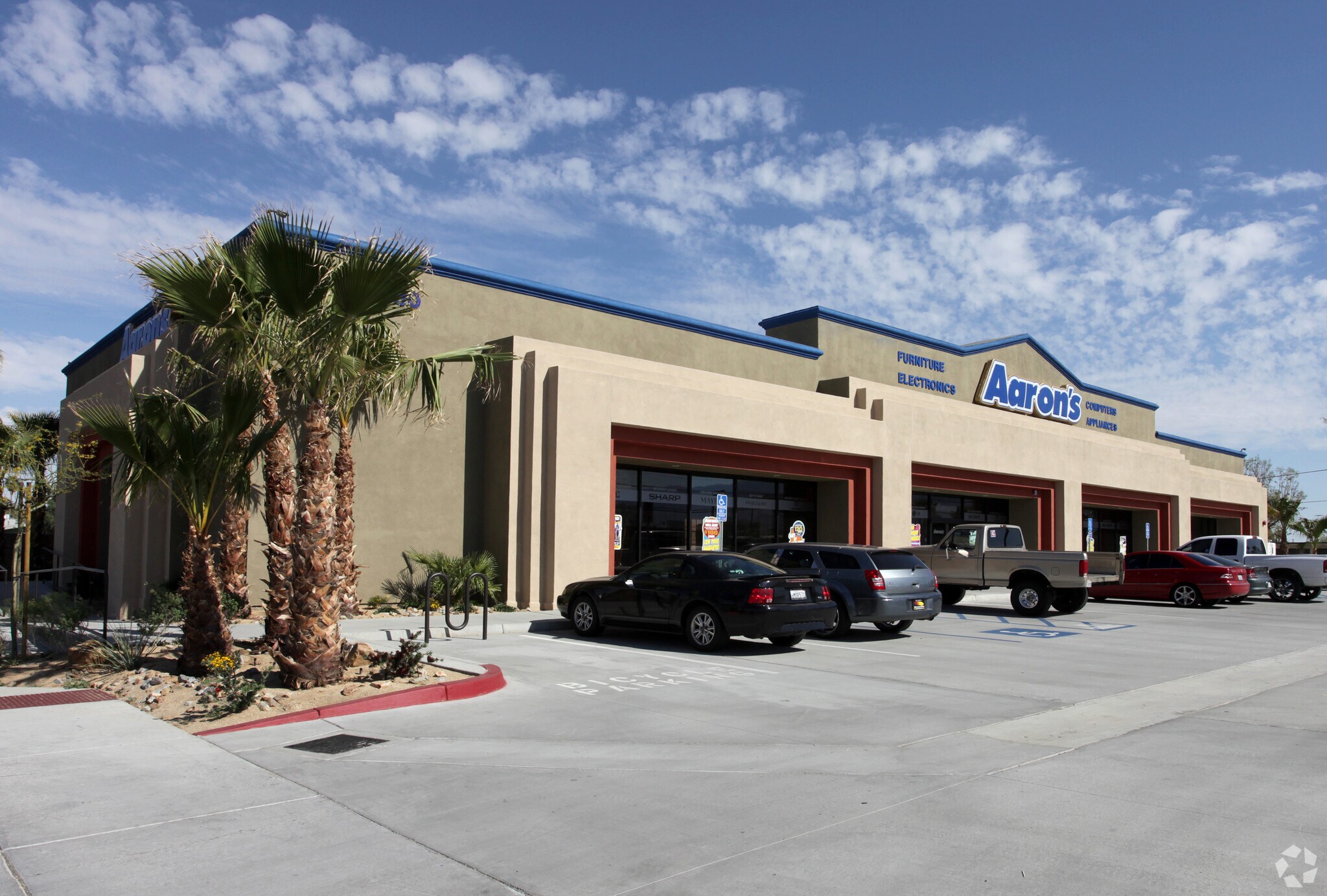 44680 Jackson St, Indio, CA à vendre Photo principale– Image 1 sur 9