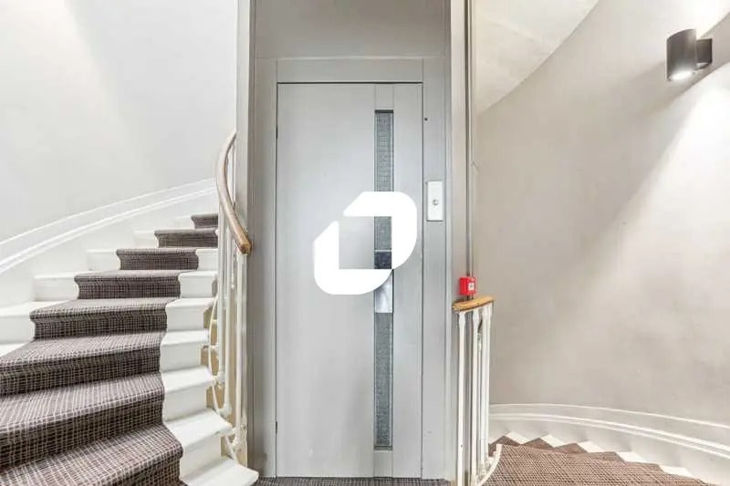 Bureau dans Bordeaux à louer - Photo intérieure – Image 2 sur 13