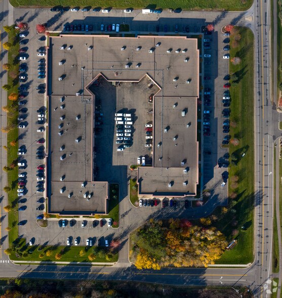 7800 3rd St N, Oakdale, MN à louer - Aérien – Image 3 sur 14