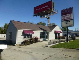Plus de détails pour 204 E McGalliard Rd, Muncie, IN - Local commercial à vendre