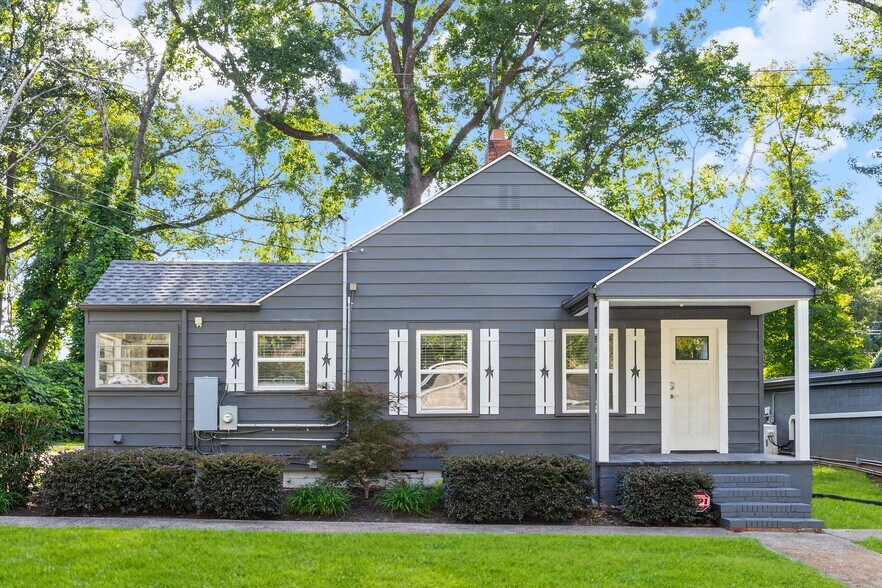 8140 Mount Holly Rd, Charlotte, NC à vendre - Photo de l’immeuble – Image 3 sur 14