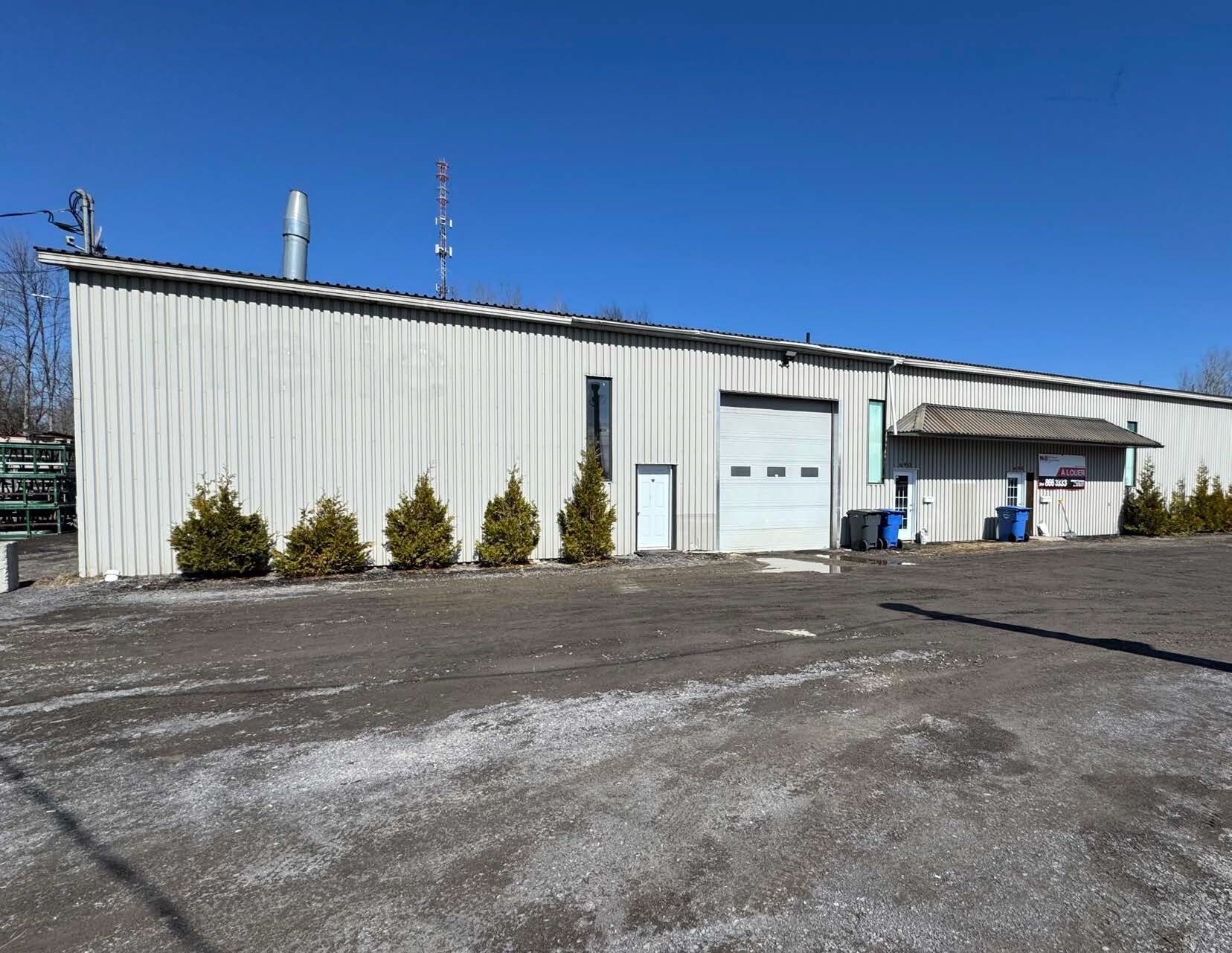 690A Boul Joseph-Arthur, Joliette, QC à louer Photo principale– Image 1 sur 2