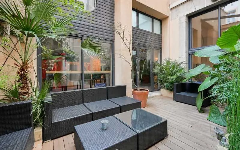 Bureau dans Lyon à louer - Photo de l’immeuble – Image 1 sur 22