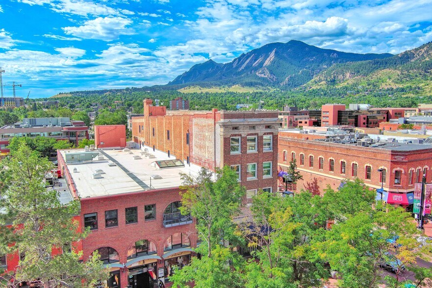 1200 Pearl St, Boulder, CO à louer - Photo de l’immeuble – Image 3 sur 19