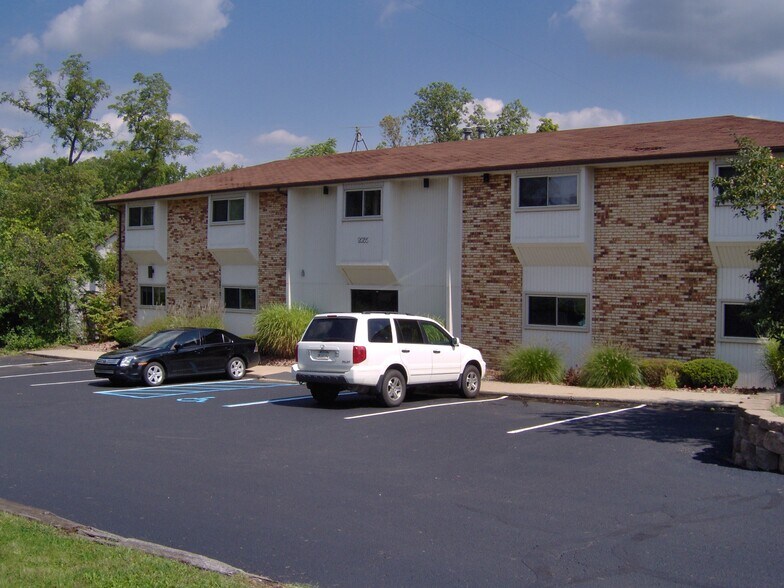 2035 Hogback Rd, Ann Arbor, MI à louer - Photo principale – Image 1 sur 6