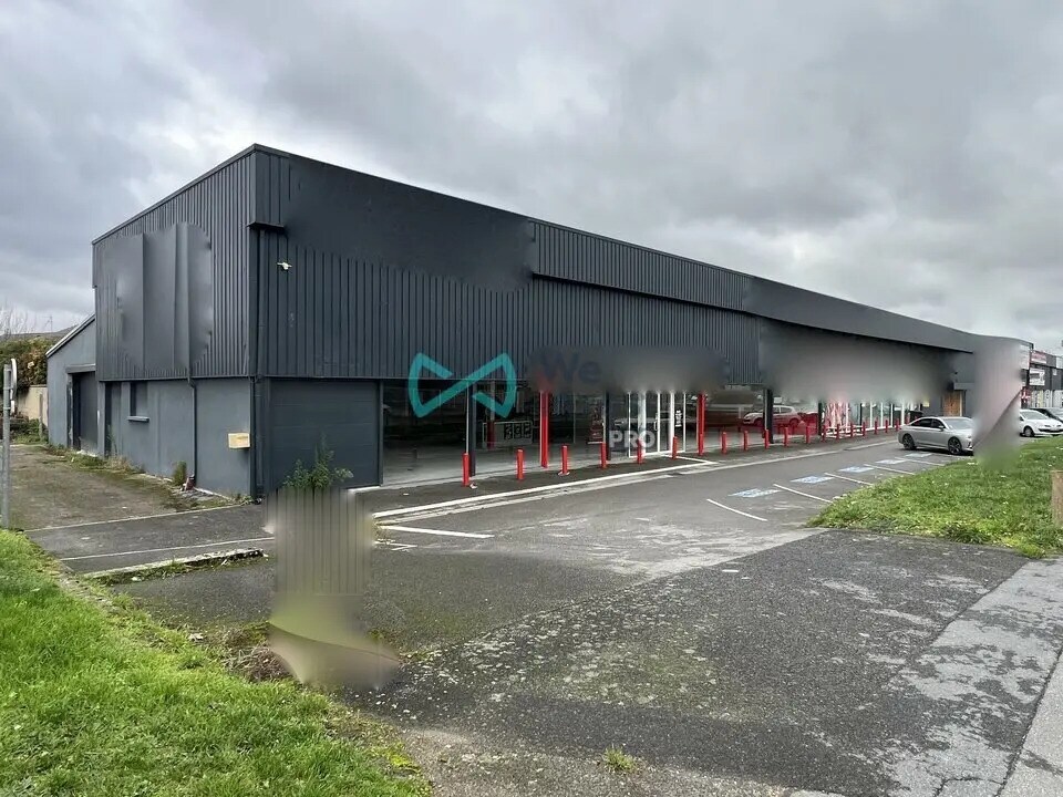 Local commercial dans Reims à louer Photo de l’immeuble– Image 1 sur 6