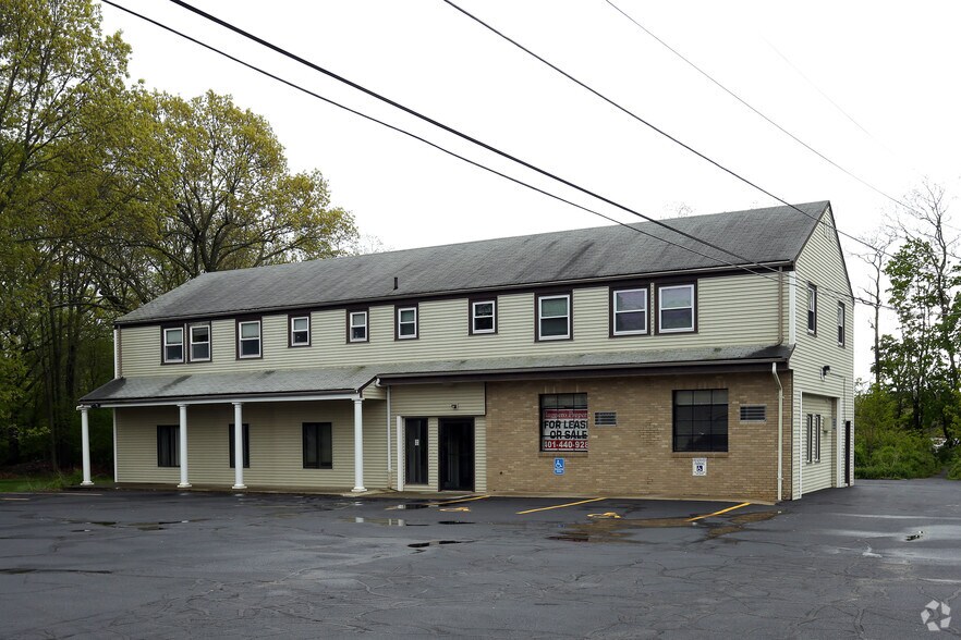 286 - D Maple Ave, Barrington, RI à louer - Photo principale – Image 1 sur 6