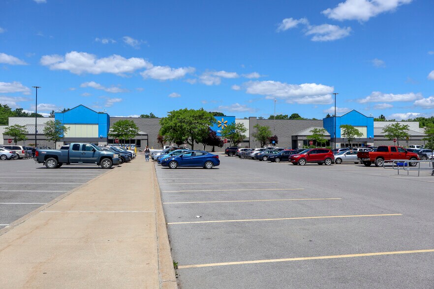1615-1665 N Atherton St, State College, PA à louer - Photo de l’immeuble – Image 2 sur 20