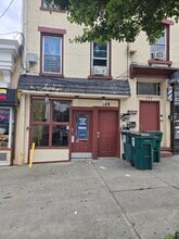 169 Broadway, Newburgh, NY à louer Photo intérieure– Image 2 sur 7