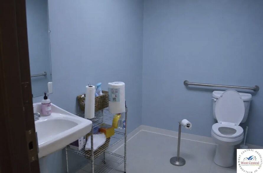762 Winchester Dr, Sedalia, MO à louer - Photo intérieure – Image 3 sur 13