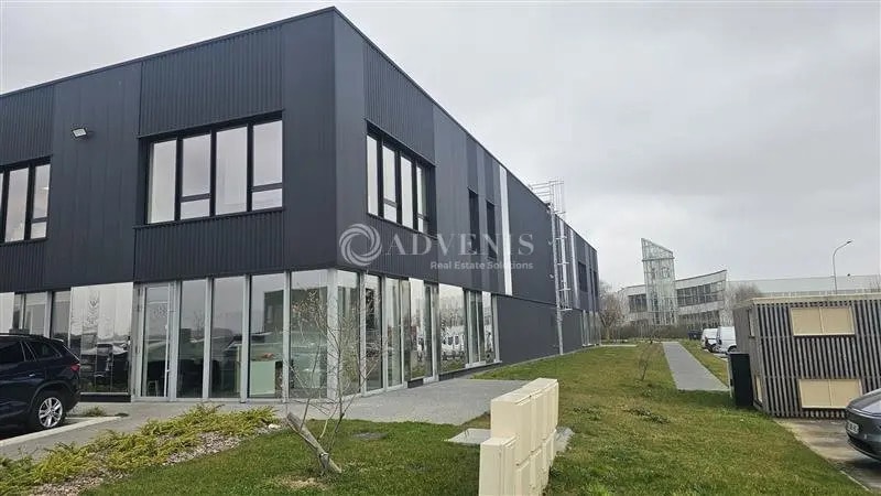 Industriel/Logistique dans Avelin à louer - Photo de l’immeuble – Image 2 sur 13