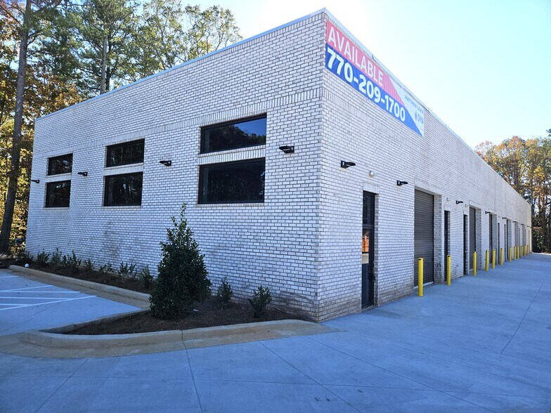 4810 Wages Way, Sugar Hill, GA à louer - Photo de l’immeuble – Image 2 sur 5