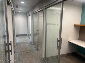 12580 Old Seward Hwy, Anchorage, AK à louer Photo intérieure– Image 2 sur 10