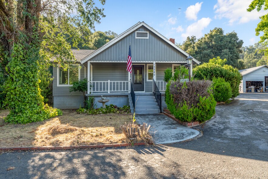 13240 US-101, Hopland, CA à vendre - Photo de l’immeuble – Image 2 sur 74