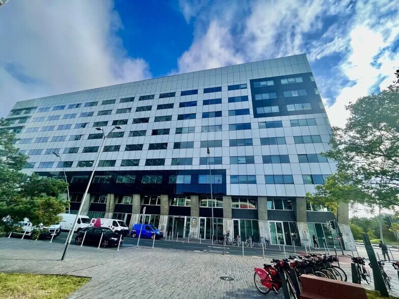 Bureau dans Lille à louer - Photo de l’immeuble – Image 3 sur 9
