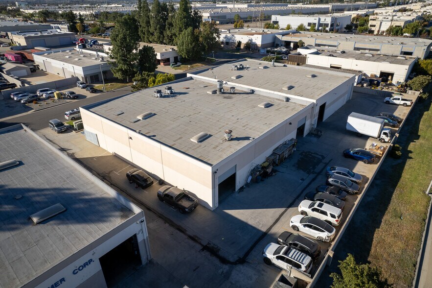 14963 Sierra Bonita Ln, Chino, CA à vendre - Photo de l’immeuble – Image 3 sur 6