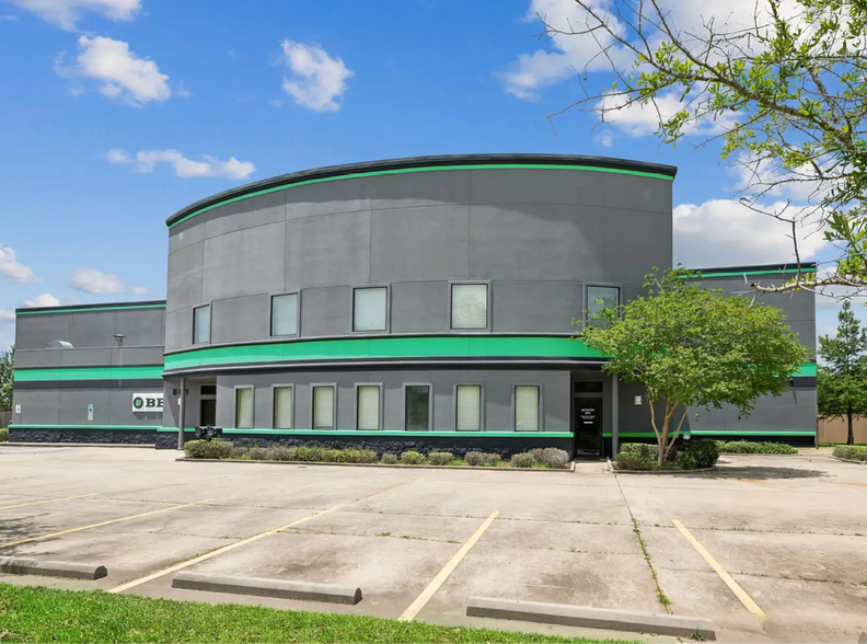 501 Johnny F Smith Blvd, Slidell, LA à louer - Photo de l’immeuble – Image 2 sur 6