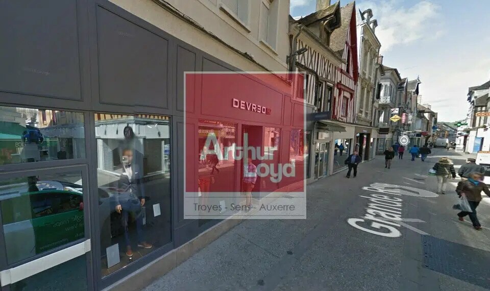 Local commercial dans Sens à vendre - Photo de l’immeuble – Image 3 sur 3