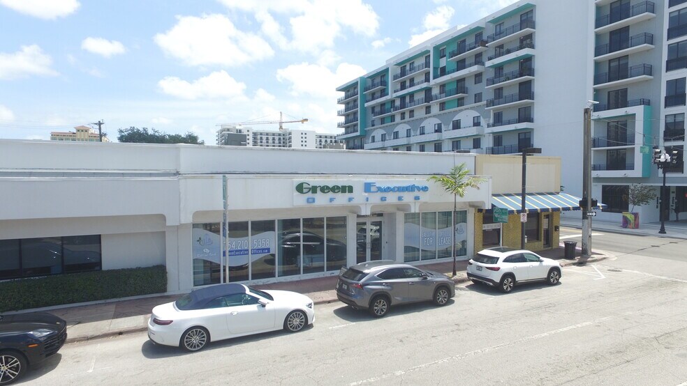 1946 Tyler St, Hollywood, FL à vendre - Photo de l’immeuble – Image 1 sur 19