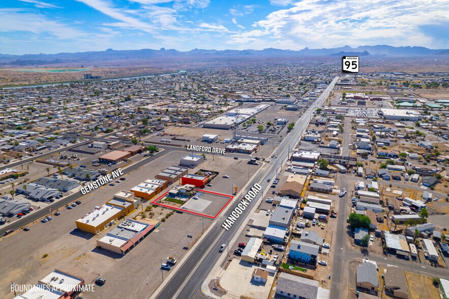 877 Hancock Rd, Bullhead City, AZ à vendre - Photo de l’immeuble – Image 3 sur 68