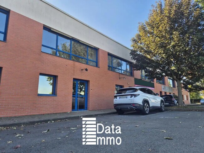 Plus de détails pour Industriel/Logistique à louer