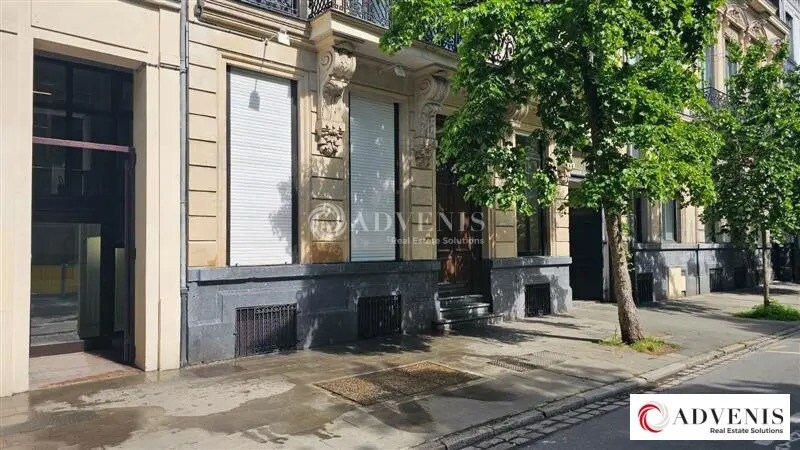 Bureau dans Lille à louer - Photo de l’immeuble – Image 1 sur 12