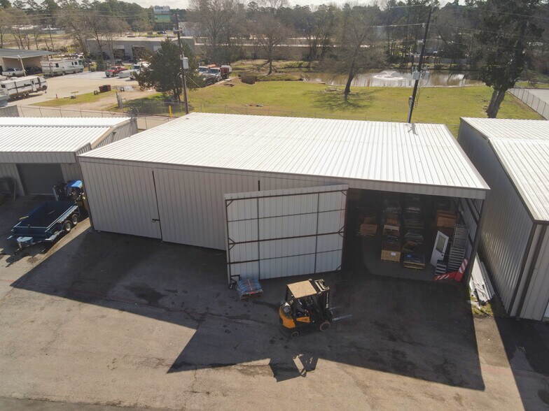 35423 TX-249 Suite G Hwy, Pinehurst, TX à louer - Photo de l’immeuble – Image 2 sur 3
