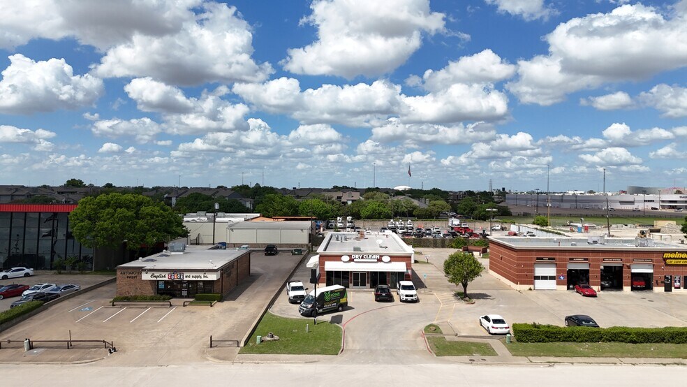 11609 E Northwest Hwy, Dallas, TX à vendre - Photo de l’immeuble – Image 2 sur 19
