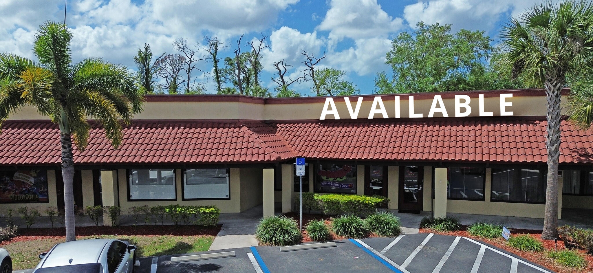 15250 S US 41/ Tamiami Trl, Fort Myers, FL à louer Photo de l’immeuble– Image 1 sur 1