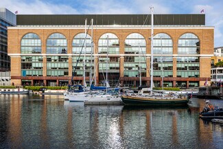 Plus de détails pour St Katherine Docks, Londres - Bureau à louer