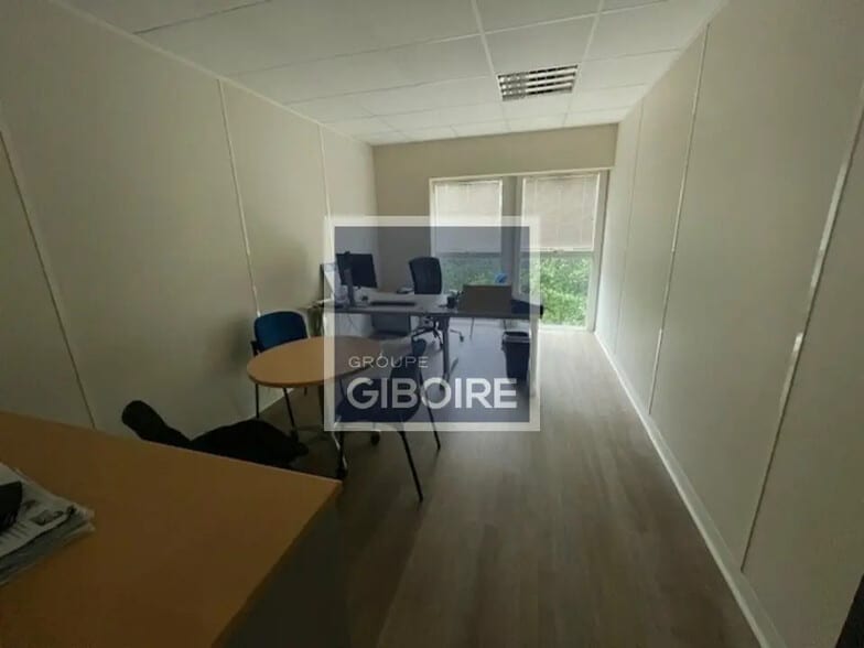 Bureau dans Rennes à vendre - Photo de l’immeuble – Image 2 sur 4