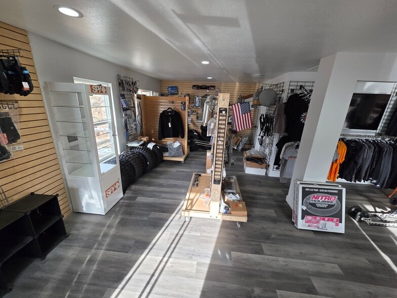 335 E Park Ave, Empire, CO à louer - Photo intérieure – Image 2 sur 5