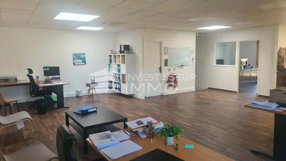 Bureau dans SAINT-OUEN-L'AUMONE à vendre - Photo de l’immeuble – Image 2 sur 6