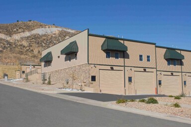 871 Brickyard Cir, Golden, CO à louer - Photo de l’immeuble – Image 2 sur 23