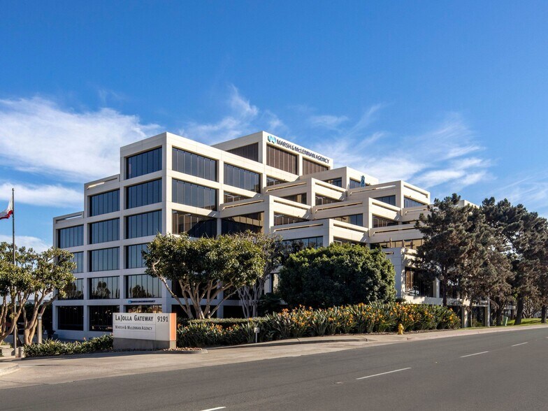 9191 Towne Centre Dr, San Diego, CA à louer - Photo de l’immeuble – Image 2 sur 3