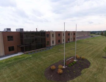9201 Wilmot Rd, Pleasant Prairie, WI à louer - Photo de l’immeuble – Image 2 sur 13