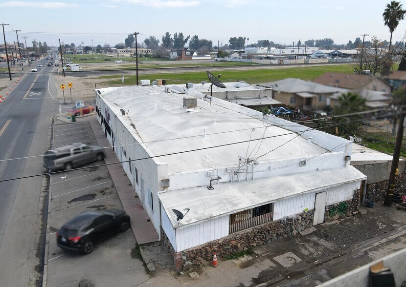 345 Glenwood St, Delano, CA à vendre - Photo de l’immeuble – Image 3 sur 3