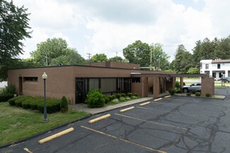 Plus de détails pour 2341 Oakwood Dr, Cuyahoga Falls, OH - Bureau à louer
