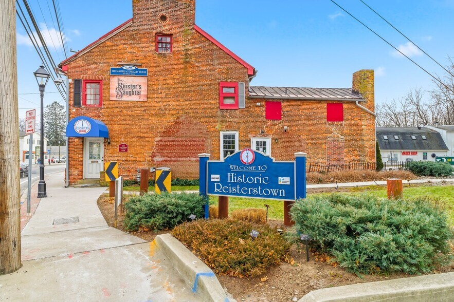 202 Main St, Reisterstown, MD à louer - Photo de l’immeuble – Image 3 sur 6