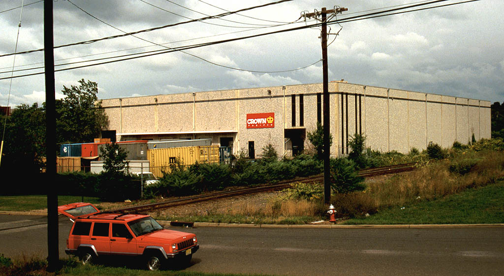 60 Executive Ave, Edison, NJ à louer Photo principale– Image 1 sur 2
