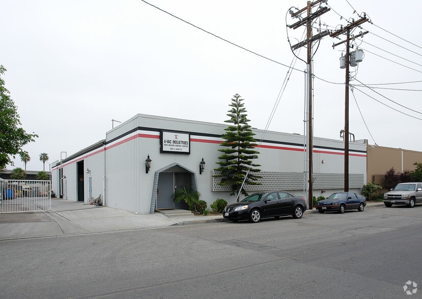 1845 S Lewis St, Anaheim, CA à vendre - Photo principale – Image 1 sur 3
