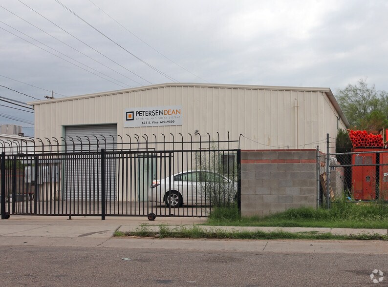 637 S Vine Ave, Tucson, AZ à louer - Photo de l’immeuble – Image 3 sur 3